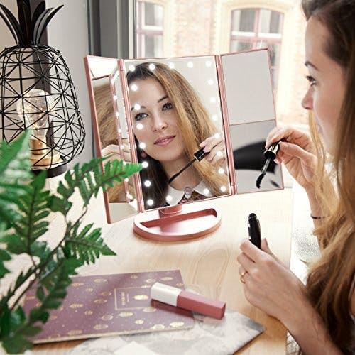 Navaris LED Kosmetikspiegel Faltbarer Standspiegel - beleuchteter Schminkspiegel Make Up Spiegel 2-Fach 3-Fach Vergrößerungsspiegel - in Rosegold 1