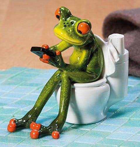 formano Frosch mit Handys auf der Toilette, grün, Kunststein, ca. 13 CM, rechts 0