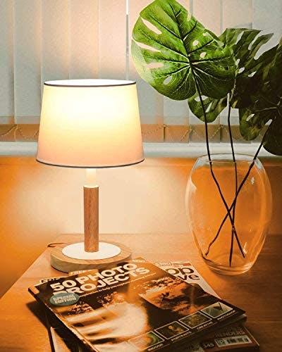 tomons Nachttischlampe Dimmbar aus Holz, Moderne Stil LED Tischlampe, Schreibtischlampe Retro für Schlafzimmer oder im Hotel oder Café - Weiß 3