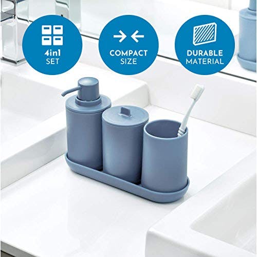 iDesign Badezimmer Set, vierteilige Badgarnitur mit Seifenspender, Zahnbürstenhalter, Wattepadspender und Tablett aus Kunststoff, Badaccessoires für den Waschtisch, blau, 24,5 cm x 8,9 cm x 16,2 cm 0