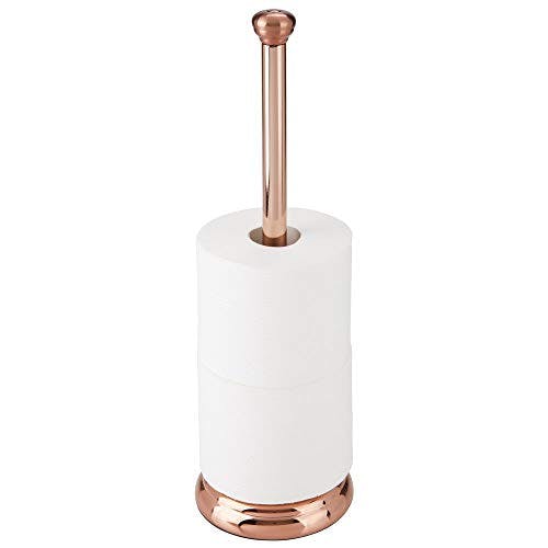 mDesign Toilettenpapierhalter freistehend – klassischer Papierrollenhalter fürs Badezimmer – Klopapierhalter mit Halterung für 3 Reserverollen – rotgold